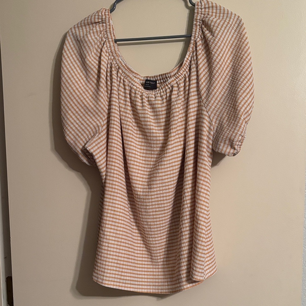 Lane Bryant Tan Checkered Puff Sleeve Top